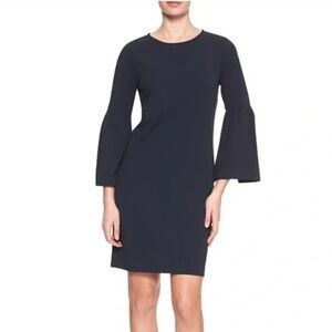 Banana Republic Women’s Navy Bell-Sleeve Shift Dress Long Sleeve, size 00•